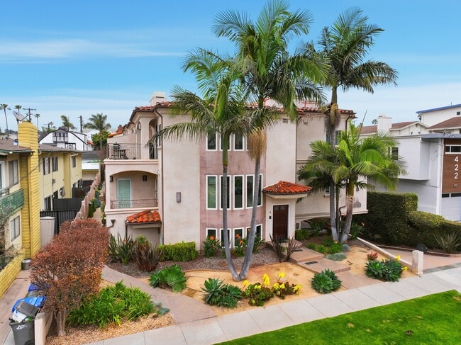 Photo - 424 N Broadway