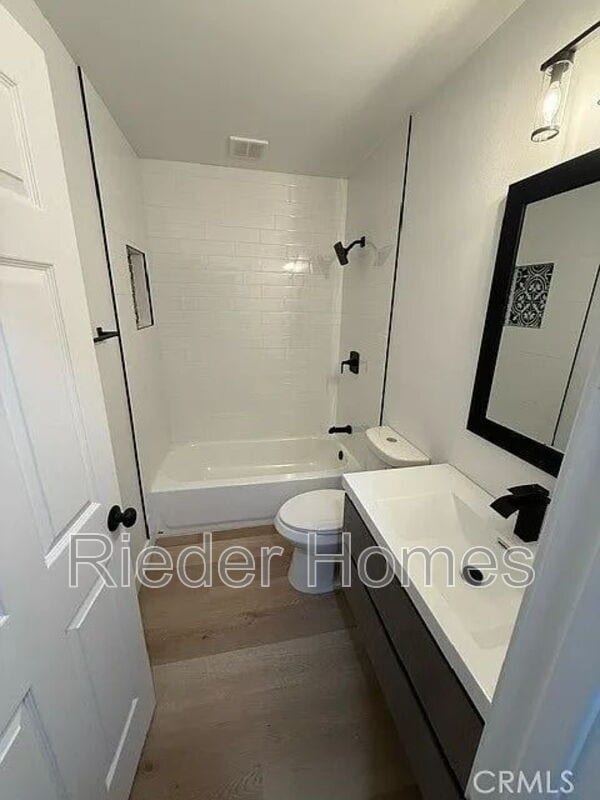 Photo - 664 Carefree Dr Unit 4