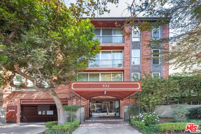 Building Photo - 532 N Rossmore Ave Unit 312