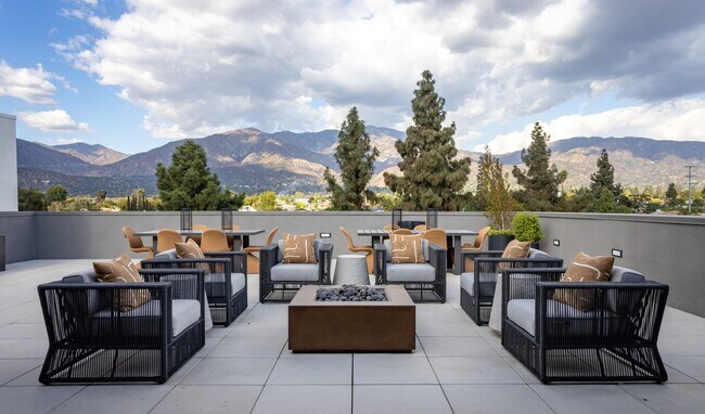 Photo - Alexan Marmont