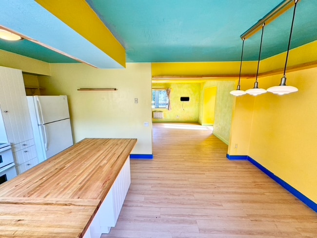 Photo - 7958 Mission Center Ct