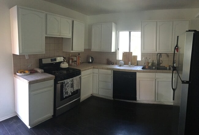 Photo - 3636 Roseview Ave Unit Roseview 1