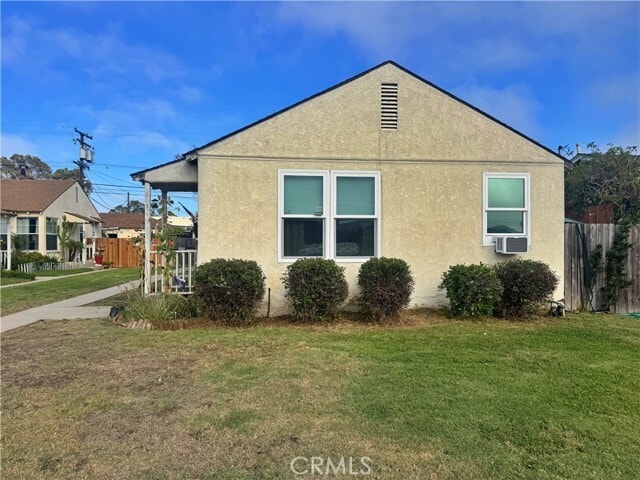Photo - 2118 Cabrillo Ave