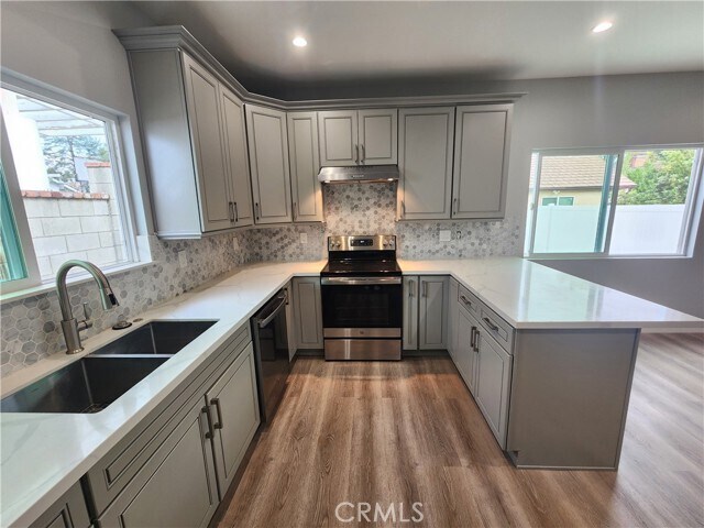 Photo - 6227 Orion Ave