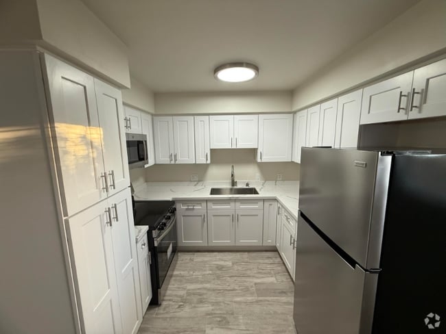 Building Photo - 8866 Donna Jean Ln Rental