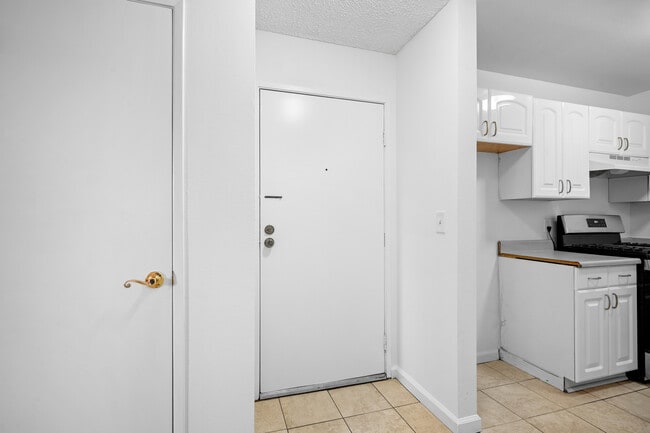 Photo - 409 Burchett St Unit 119