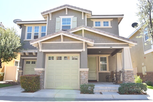 Building Photo - 25841 Silva Ct