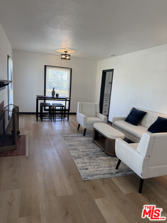 Building Photo - 9829 S 7th Ave Rental