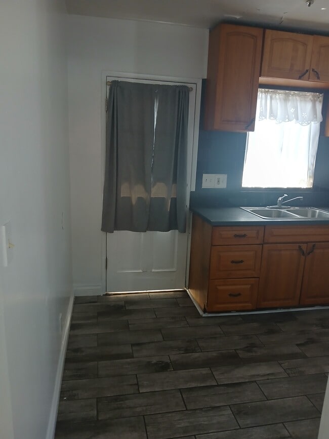 Photo - 8141 6th St Unit Apt B