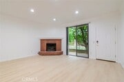 Photo - 10229 Variel Ave Townhome