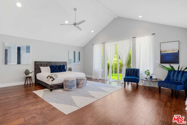 Photo - 5907 Jumilla Ave