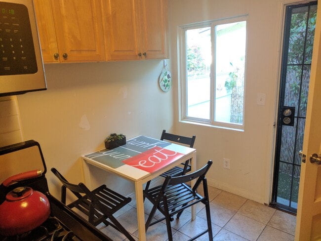 Photo - 10867 Kling St Unit 10869