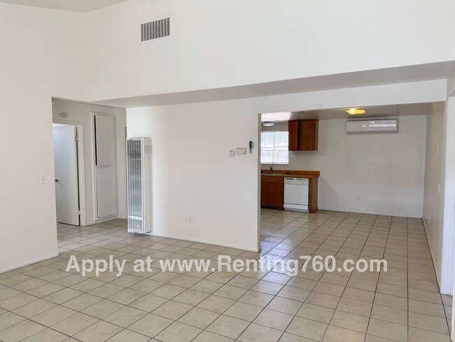 Photo - Spacious 2 Bed 1 Bath Home With Indoor Lau... Unit C - 5827 Bagley Ave