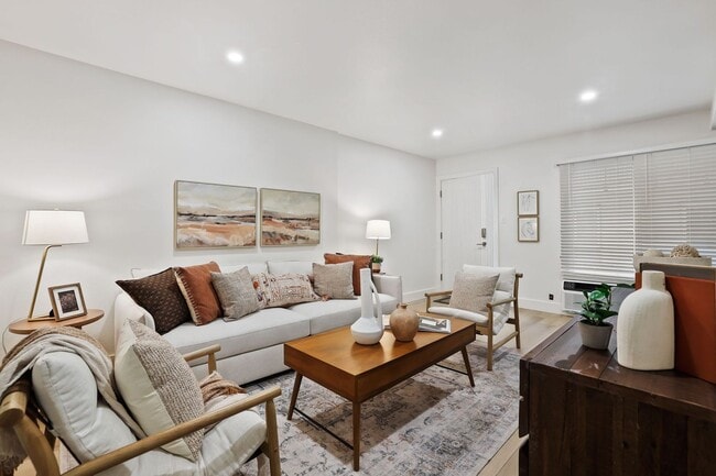 Photo - Trinidad Apartments