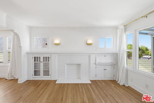 Photo - 6743 Arlington Ave