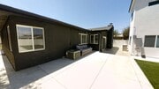 Photo - 5BD/2BA, Large Bedrooms! Townhome
