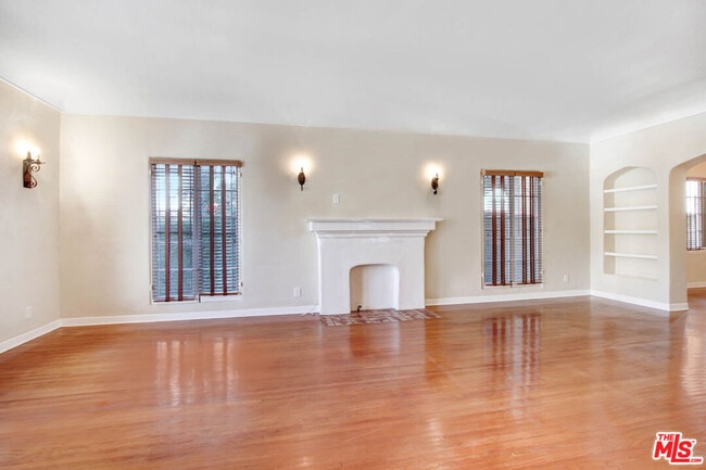 Photo - 1020 Hi Point St Unit 1020