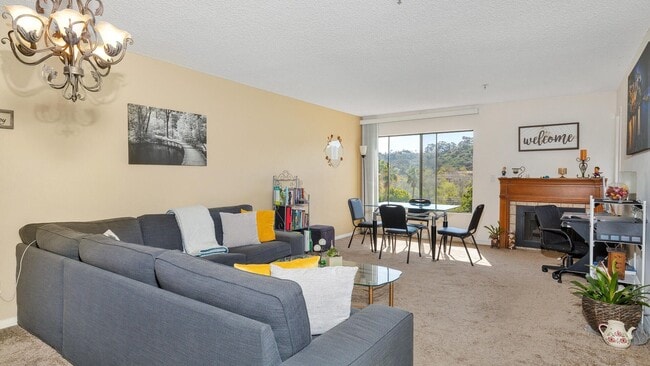 Photo - Lovely 1 bedroom Condo in Top-Rated Complex