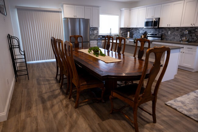 Photo - 29365 Kalina Ave