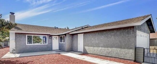 **Amazing 4 bedroom 3 bathroom Home coming... - **Amazing 4 bedroom 3 bathroom Home coming...