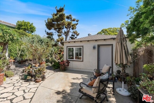 Photo - 2401 21st St