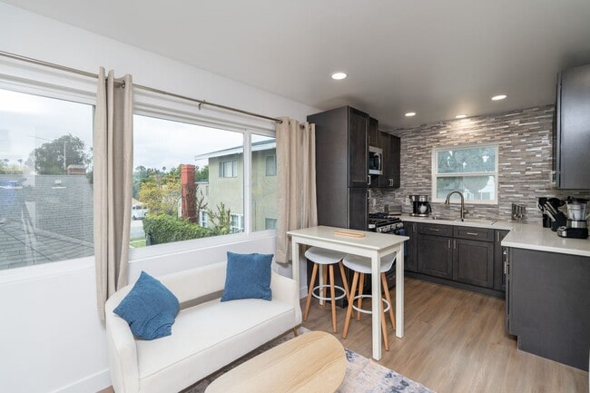 Photo - New Charming ADU!!! 1 Bed/1 Bath 490 Sq. F...