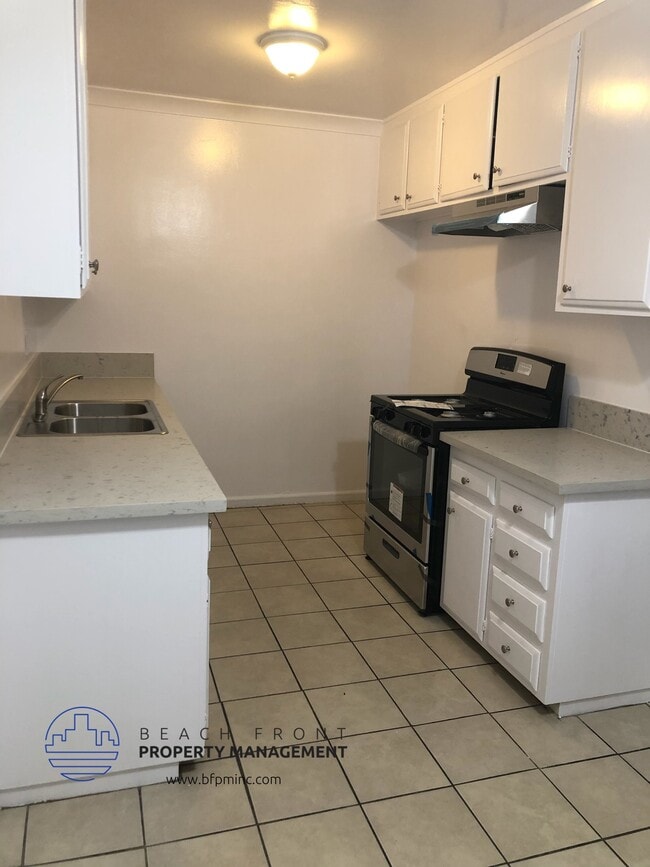 Photo - 6257 Friends Ave.