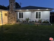 Photo - 1060 W 210th St House