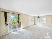 Photo - Spacious 2B/3BA + Den Townhouse in City He...