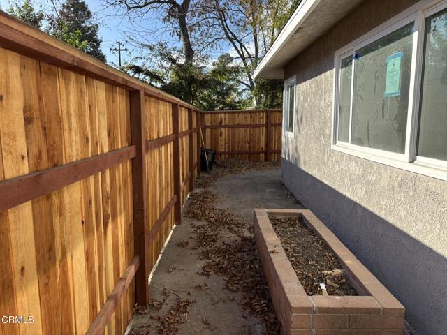 Photo - 111 Bald St Unit B