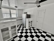 Photo - 11152-11154 Morrison St