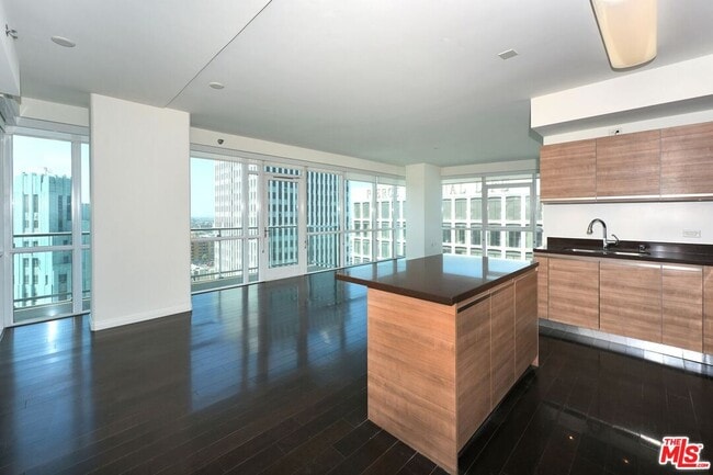 Photo - 3785 Wilshire Blvd Condo Unit 1801