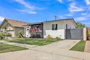 Photo - 2909 Nipomo Ave House
