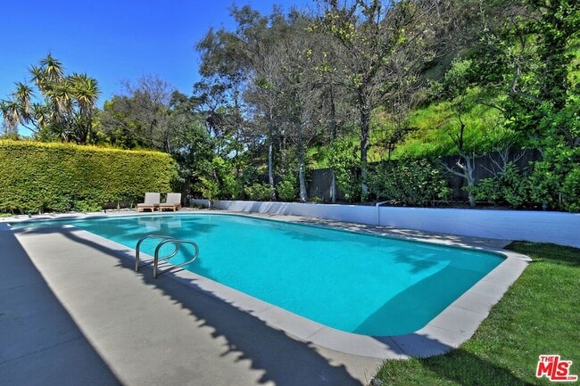 Photo - 3744 Cody Rd