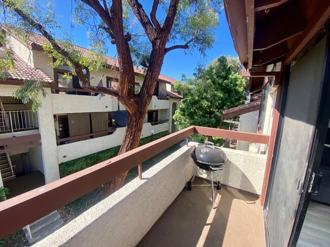 Building Photo - 28031 Sarabande Ln Unit 126