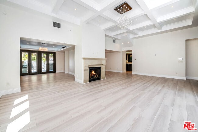 Building Photo - 1600 Benedict Canyon Drive Rental