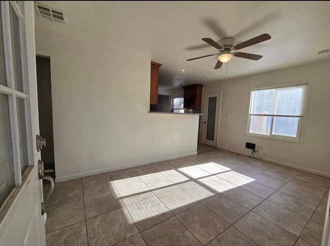 Photo - 4124 W Avenue L6
