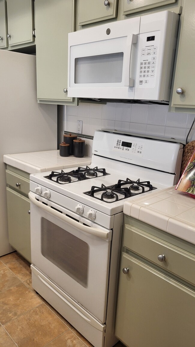 Photo - 2571 Plaza del Amo Unit 109