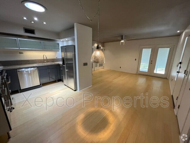 Building Photo - 2961 Sunflower Cir W Rental