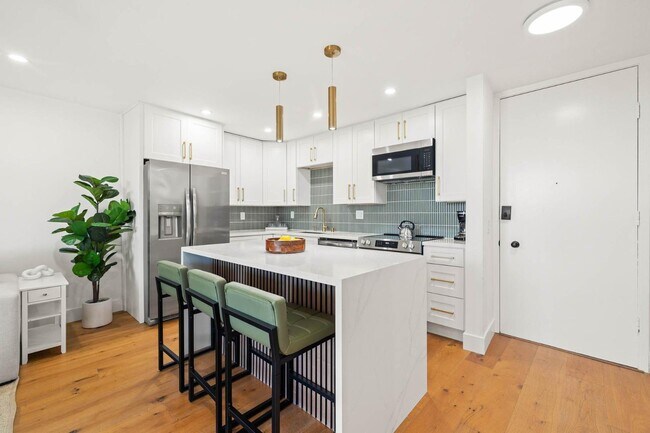 Photo - 3050 Rue D’Orleans Unit 305