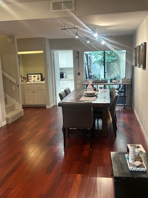 Photo - 1220 Manning Ave