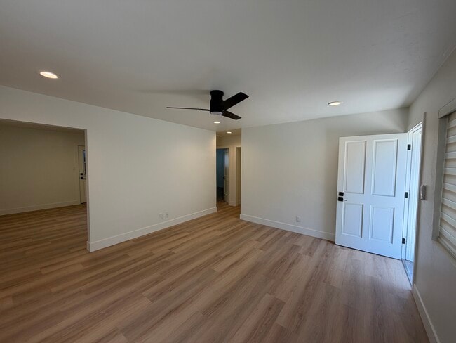 Photo - 3468 Juniper St