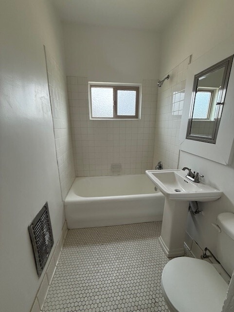 Photo - 3976 S Normandie Ave Unit 3976 Half