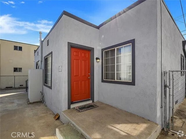 Building Photo - 301 E Alameda Ave Rental