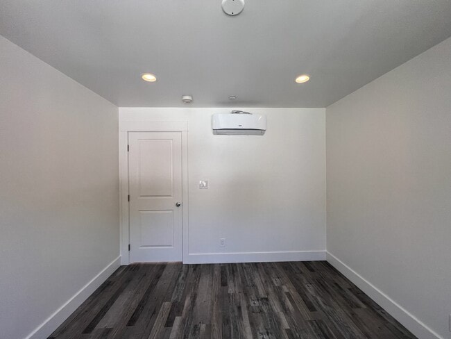 Photo - 4261 Lincoln Ave Unit Lincoln ADU