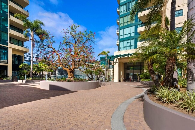 Photo - Upgraded Marina District 2 Bedroom at Hori... Unit #2301