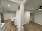 Photo - 22331 Vanowen St