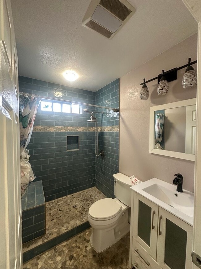 Photo - 7805 Whitsett Ave Unit 7807
