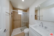Photo - 235 N Chicago St