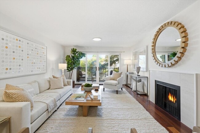 Photo - 222 7th St Unit 202